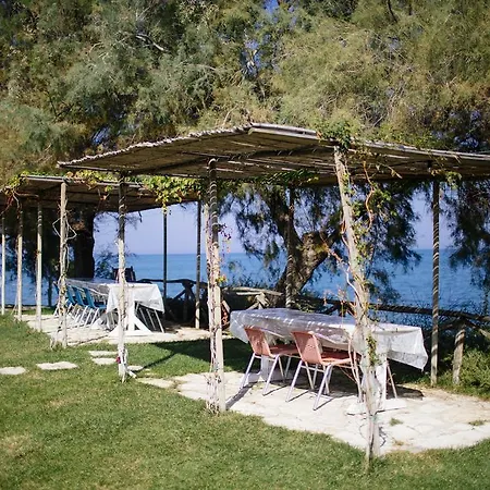 Bagni Vittoria 3* ואסטו